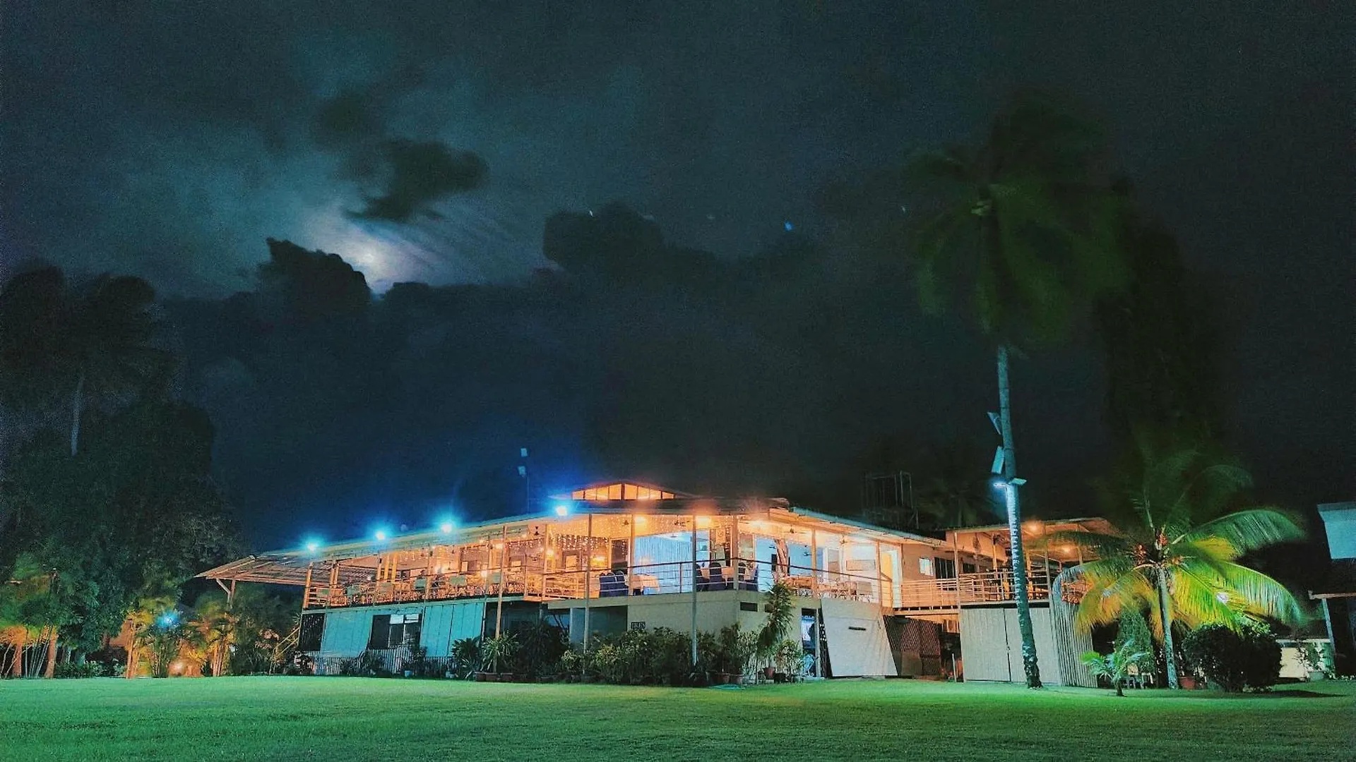 Langkah Syabas Beach Resort Kinarut
